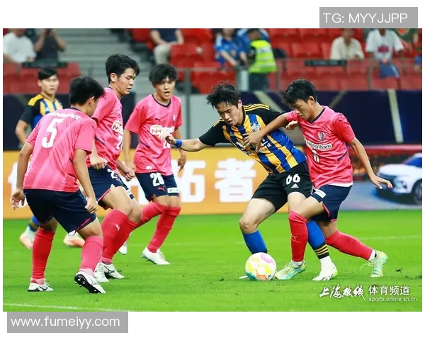 足球明星在现代社会中的影响力与价值观探讨